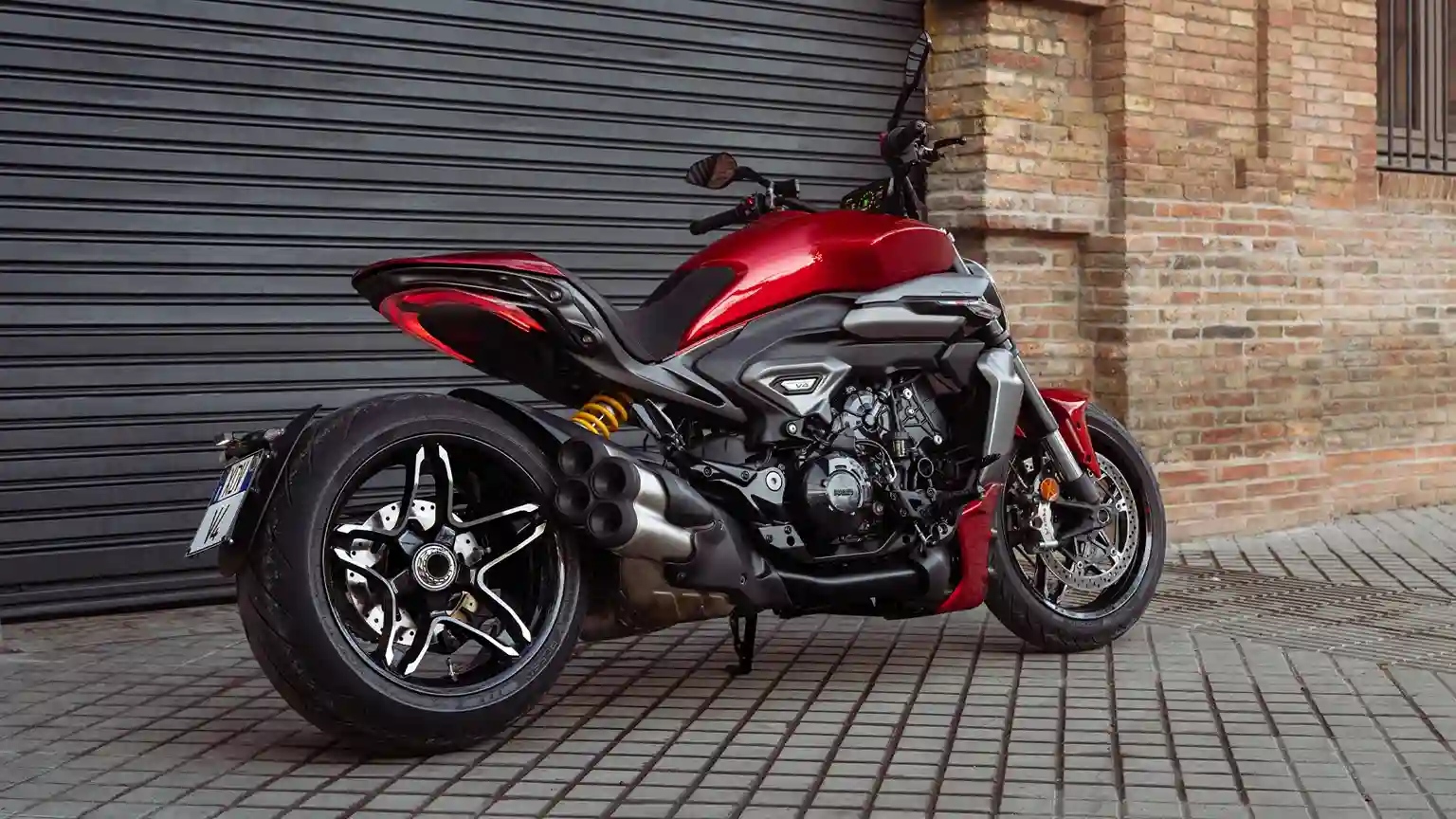Ducati XDiavel V4 Launched in India at ₹30.89 Lakh: 0–100 km/h in 3 Seconds